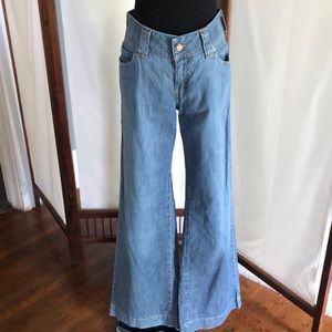 Levi’s 545 Wide Leg Jeans